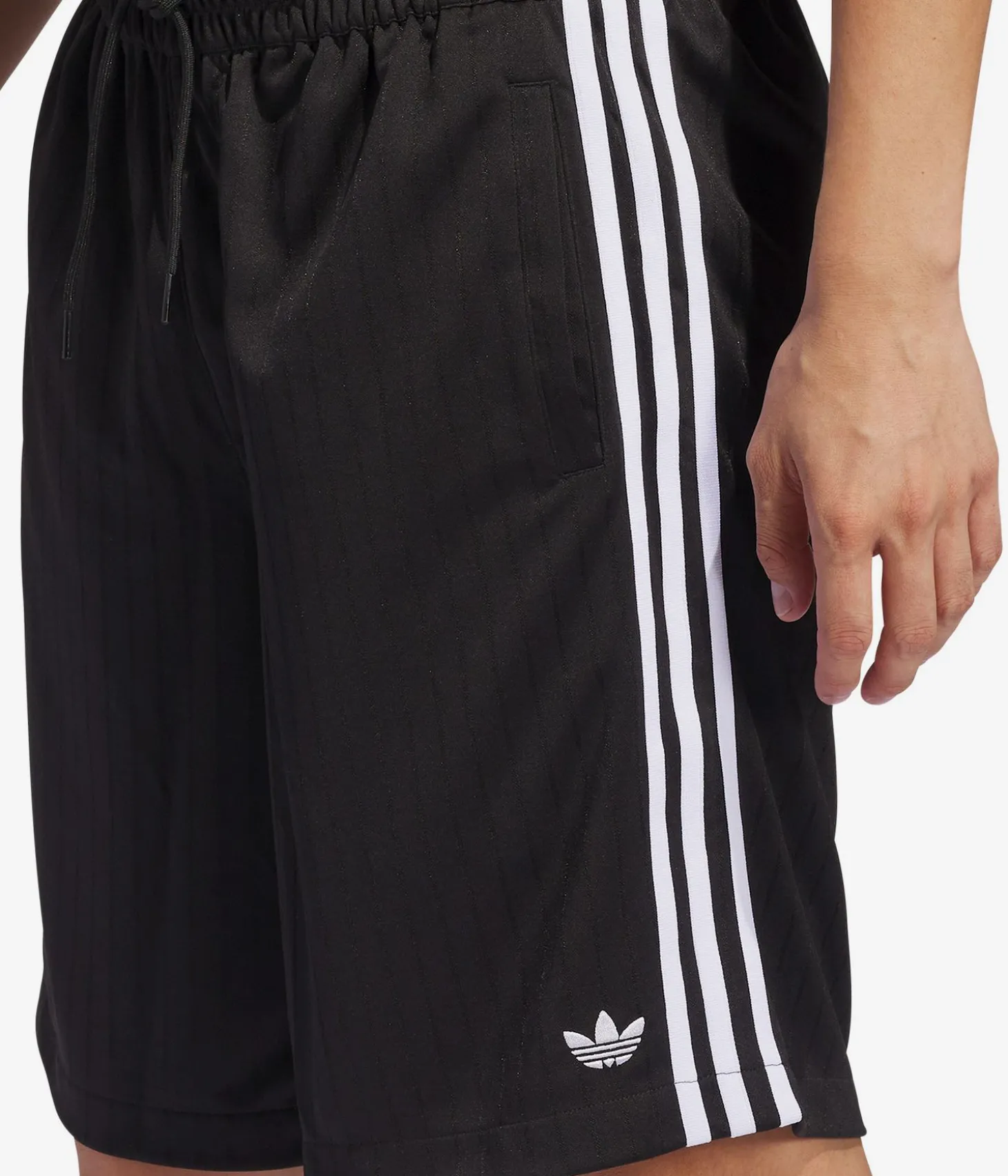 adidas Classic Shorts (black white)