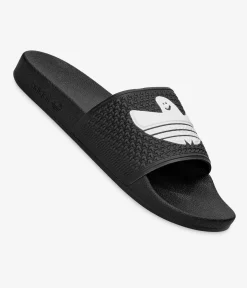 adidas Shmoofoil Sandale (core black white white)