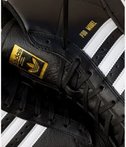 adidas Skateboarding Pro Model ADV Schuh (core black white gold)
